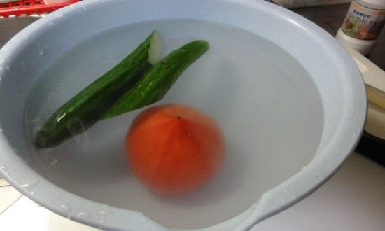 野菜に付着している残留農薬を取る『ほたてdeキレイ』