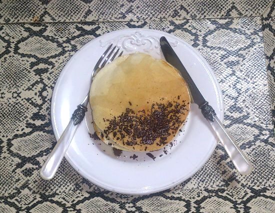 今日のおやつはウルトラミックスのパンケーキ