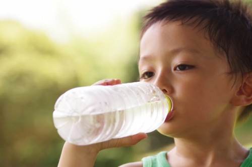 夏バテしやすい子どもが増えているのは、発汗不足と栄養不足!？
