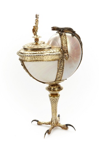 《オウム貝の杯》 1577年、オウム貝、銀、スコークロステル城、スウェーデン Skokloster Castle, Sweden