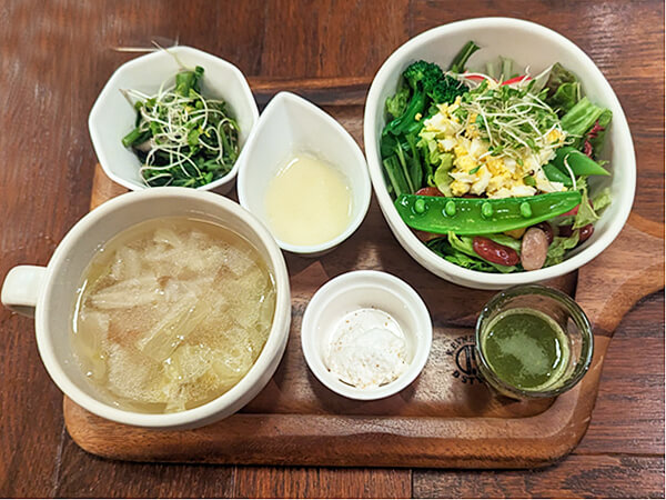 FANCL BROWN RICE MEALS 村上農園×ファンケル「発芽仲間」美と健康の銀座ランチ~6/30まで 2 村上農園×ファンケル スペシャルランチコース ブロッコリー スーパースプラウトを使った前菜プレート