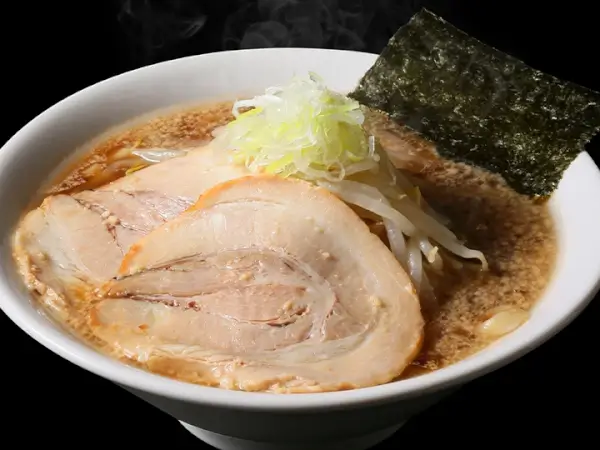 麺処遊 背脂煮干らーめん