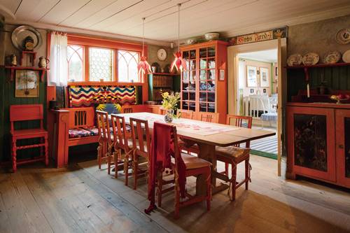 リッラ・ヒュットネース（現・カール・ラーション・ゴーデン）の食堂 © Carl Larsson-gården