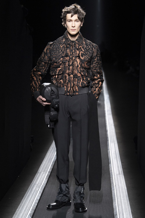 WINTER19 20COLLECTIONLOOK14