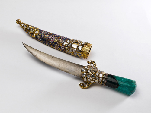《スルタン・メフメト4世の宝飾短剣》　1664年頃　トプカプ宮殿博物館蔵