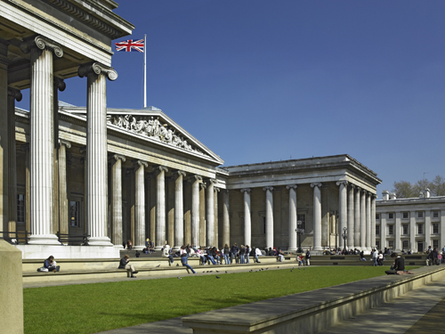 大英博物館　外観 © The Trustees of the British Museum