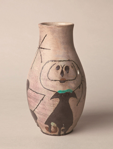 ジュゼップ・リュレンス・イ・アルティガス、ジュアン・ミロ 《花瓶》 1946年 炻器 個人蔵
